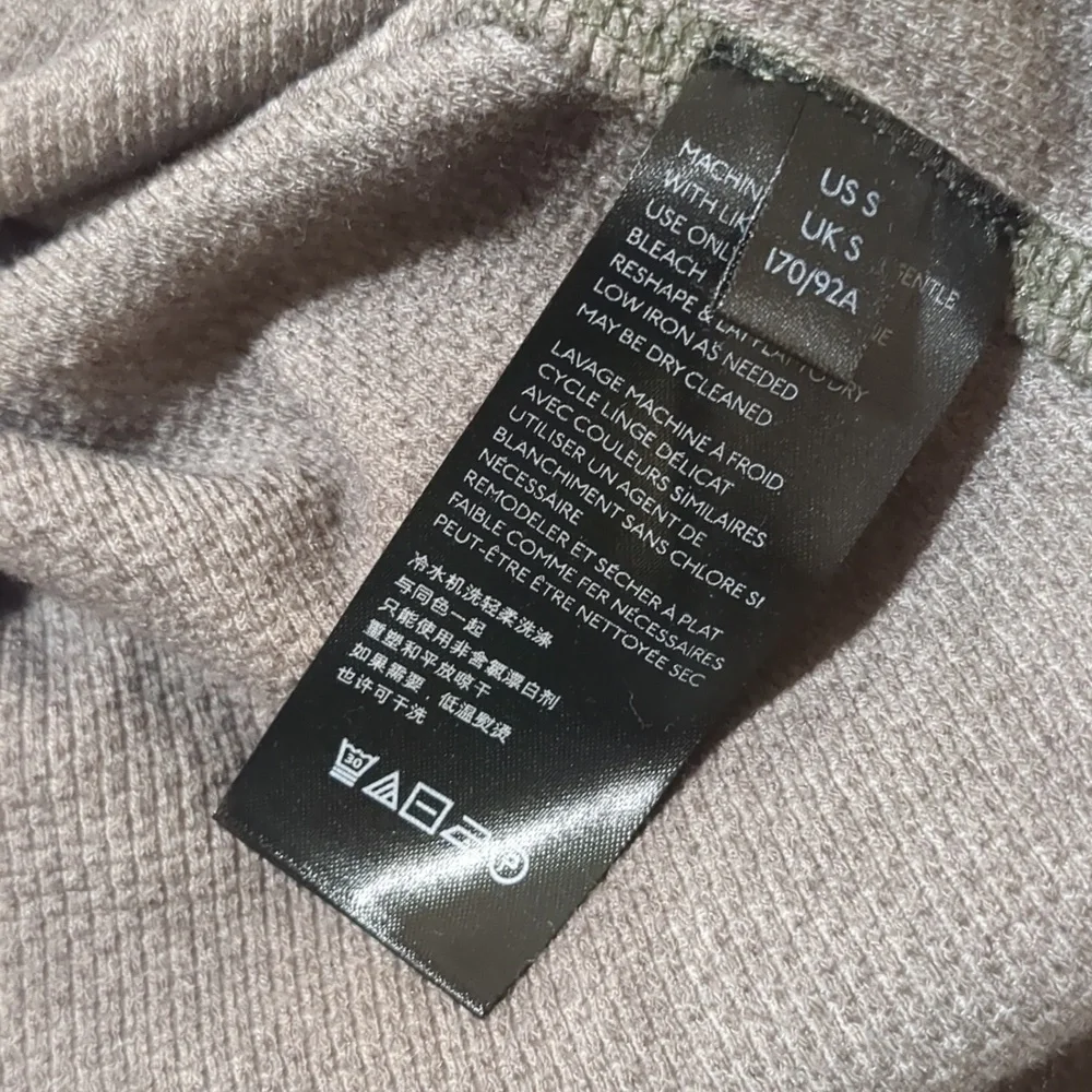 We the Free Dark Side Distressed Ombre Scoop Neck Thermal Top size Small - Picture 11 of 12